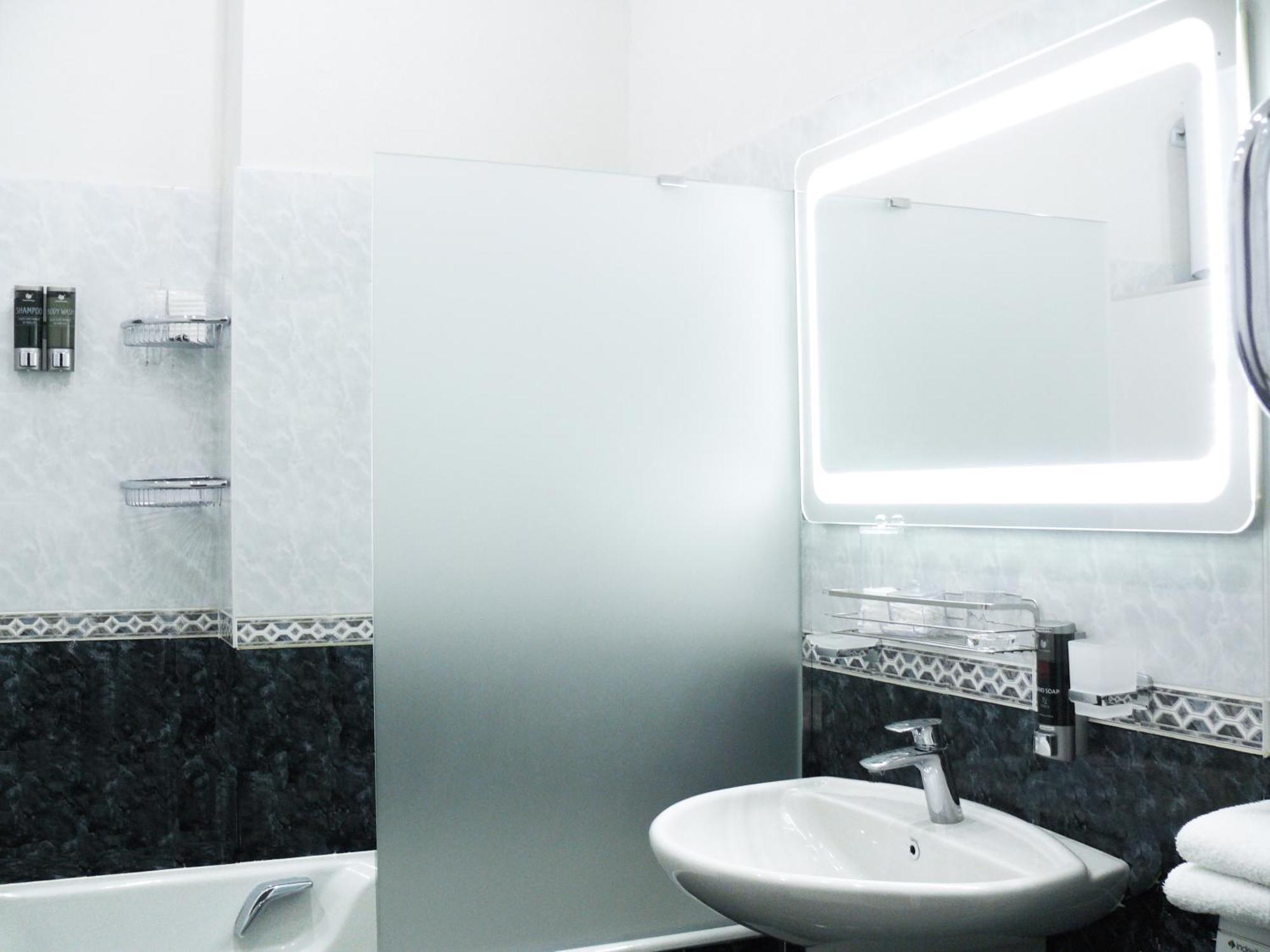 Apartment Luxury Centre Located Kiev Exteriör bild